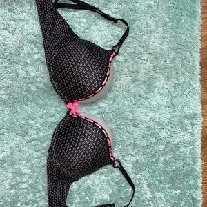 Victoria’s Secret Bombshell Plunge Bra